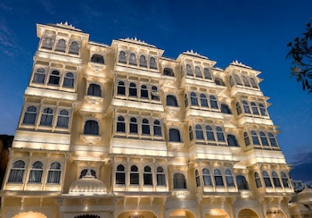 amar mahal luxury boutique hotel near fateh sagar lake udaipur
