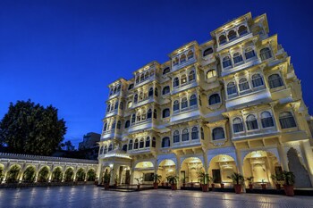amar mahal luxury boutique hotel near fateh sagar lake udaipur