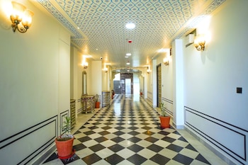 amar mahal luxury boutique hotel near fateh sagar lake udaipur