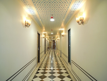 amar mahal luxury boutique hotel near fateh sagar lake udaipur