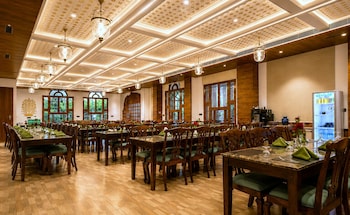 amar mahal luxury boutique hotel near fateh sagar lake udaipur