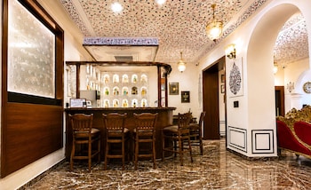 amar mahal luxury boutique hotel near fateh sagar lake udaipur