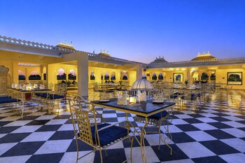 amar mahal luxury boutique hotel near fateh sagar lake udaipur