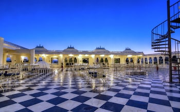 amar mahal luxury boutique hotel near fateh sagar lake udaipur