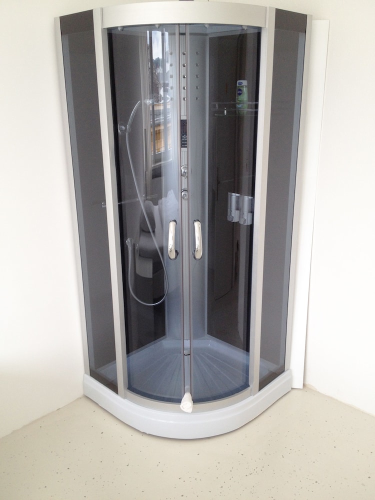 business hostel wiesbaden