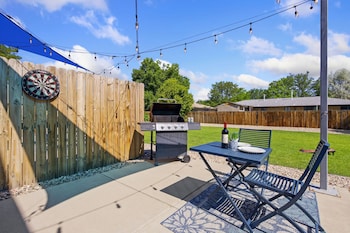comfortable abode near historic downtown