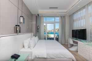 Demi Hotel,Albanian Riviera>>Sarandë,3 star
