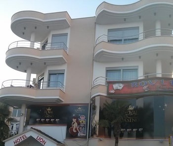 lion gate hotel
