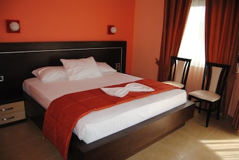 Lion Gate Hotel,Sarandë>>Borsh,3 star