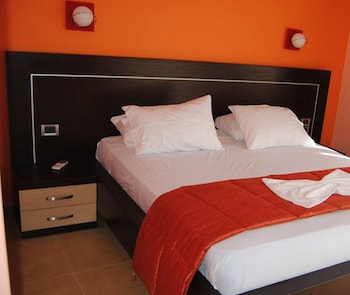 lion gate hotel