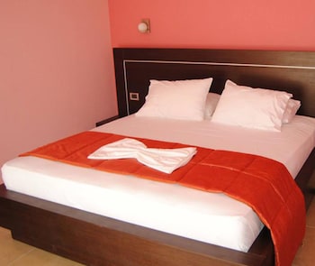 lion gate hotel