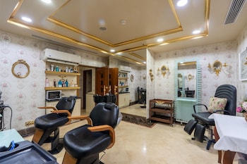 radisson hotel jalandhar grand windsor resorts ltd