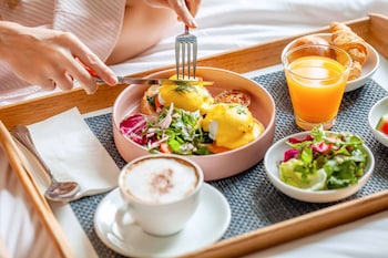 radisson hotel jalandhar grand windsor resorts ltd