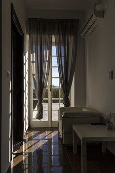ascot hotel