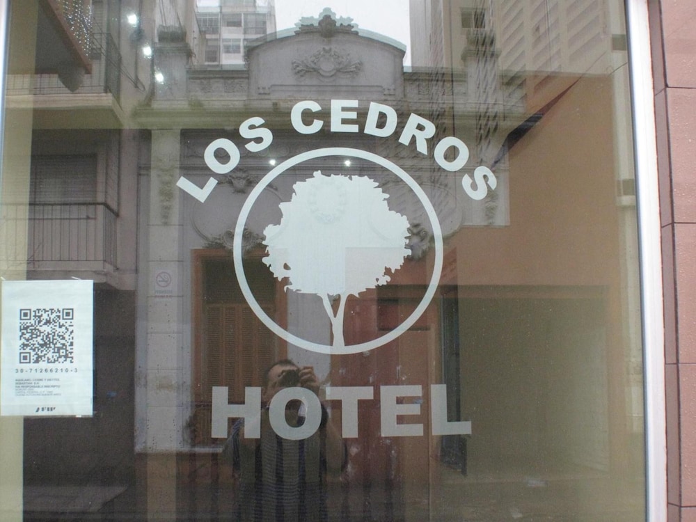 los cedros hotel