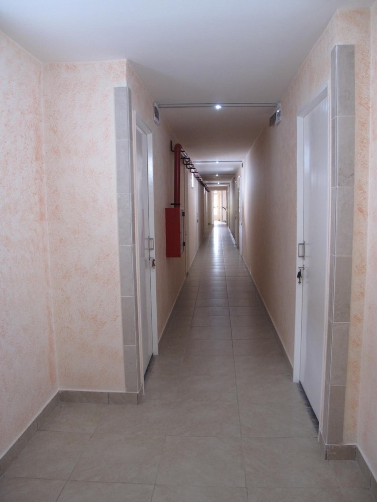 los cedros hotel