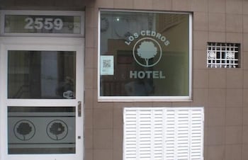 los cedros hotel