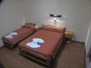 los cedros hotel