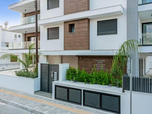 sanders only limassol full building