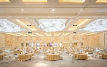 hyatt regency dubai