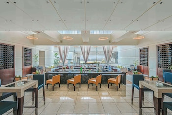 hyatt regency dubai