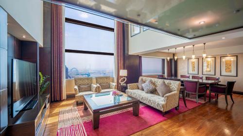 hyatt regency dubai