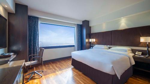 hyatt regency dubai