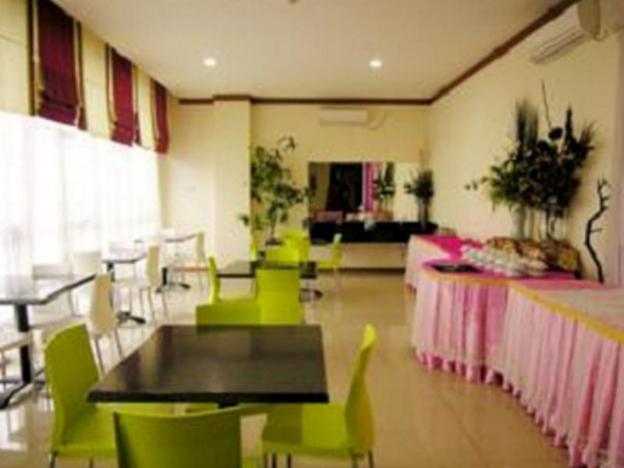 delta sinar mayang hotel