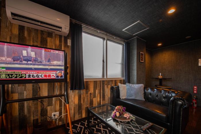 silk court 202