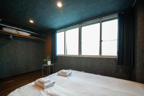 silk court 202