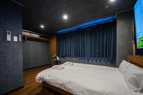 silk court 202