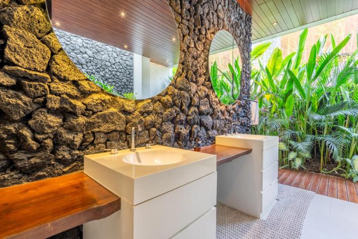 green flow villas complex ubud