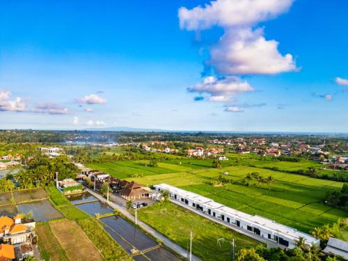 green flow villas complex ubud