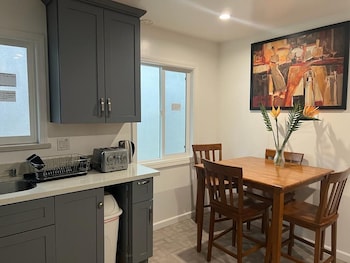 Affordable Private Rooms With Shared Bath Kitchen Near Sfo (Sa),,3 star