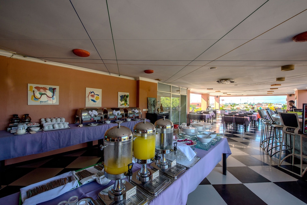 angkor panoramic boutique hotel