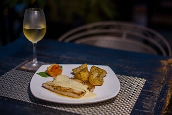 angkor panoramic boutique hotel