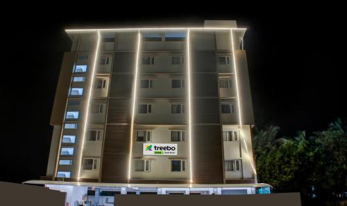 treebo rushi grand 1 km to rushikonda beach
