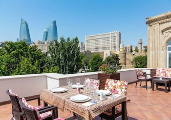 seven palace hotel
