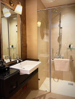 maccal hotel