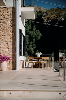 young hotels denia