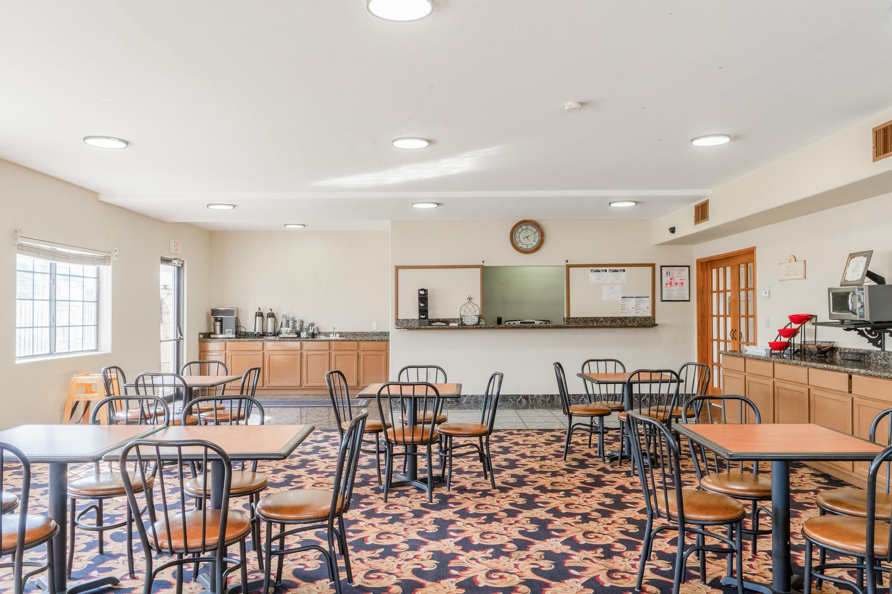 days inn and suites by wyndham beeville