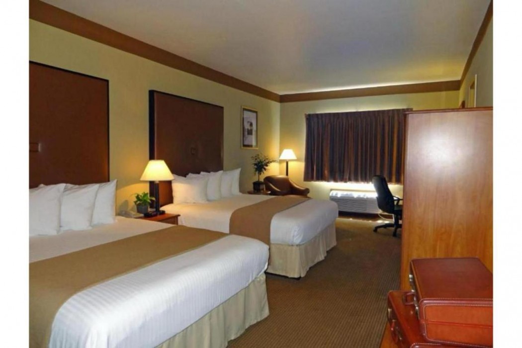 days inn and suites by wyndham beeville