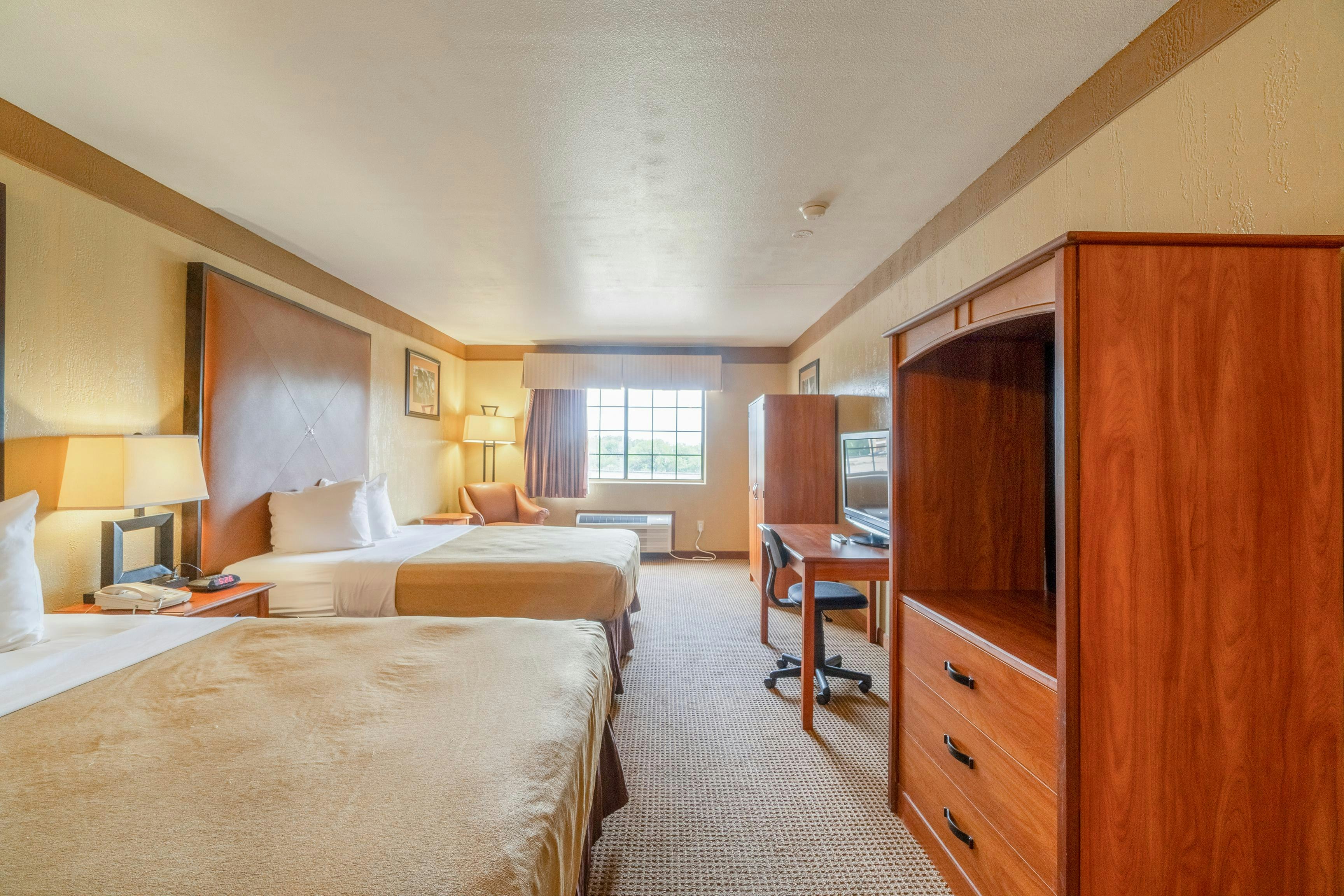days inn and suites by wyndham beeville