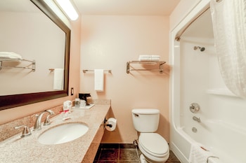days inn and suites by wyndham beeville