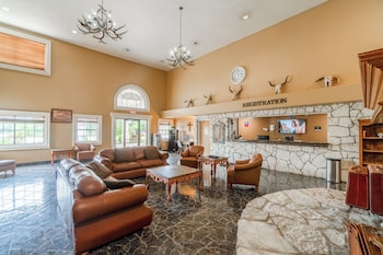 Days Inn & Suites By Wyndham Beeville,,2 star