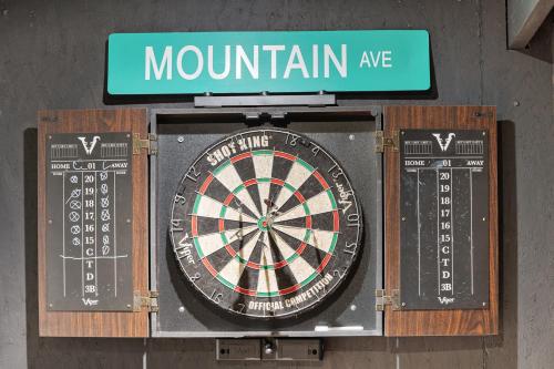 coopers north in old town hot tub and pool table