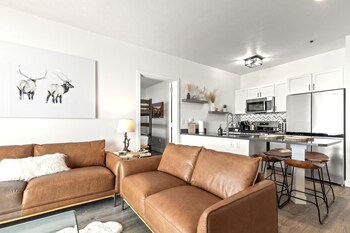 the mason by kbm
