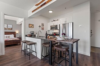 the mason by kbm