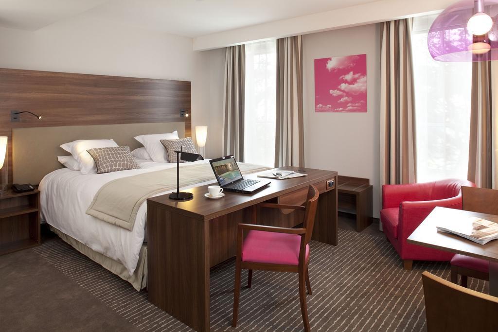 chateau belmont the crest collection