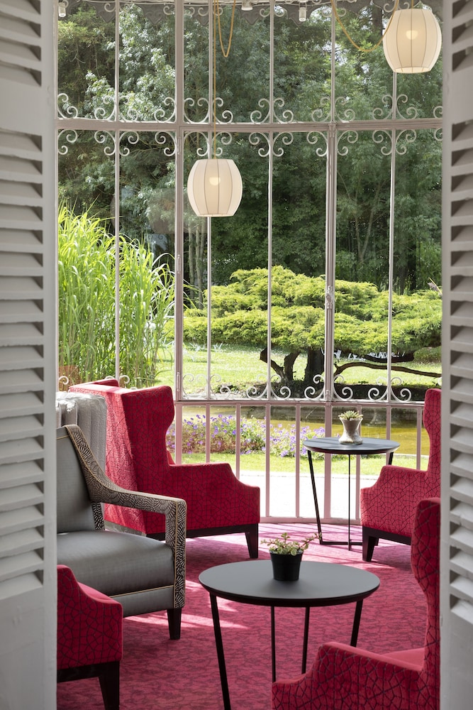 chateau belmont the crest collection